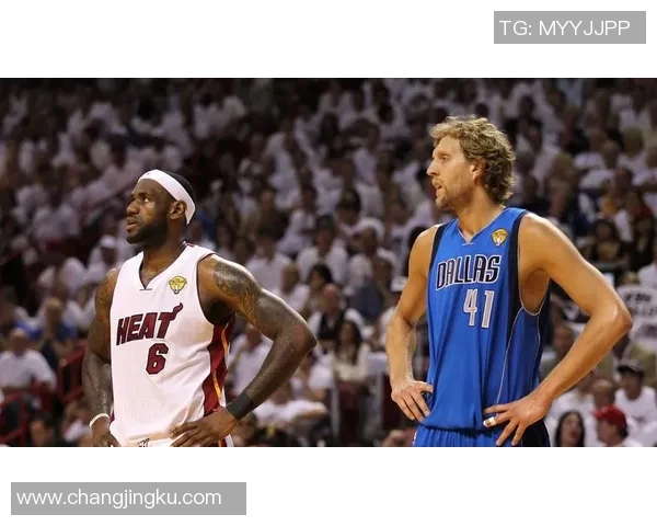 2011年NBA季后赛小牛与雷霆第三场激战回顾与精彩瞬间分析